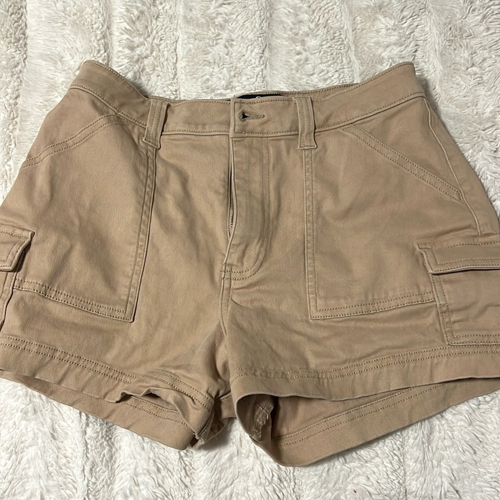 Hollister ultra high-rise Mom shorts